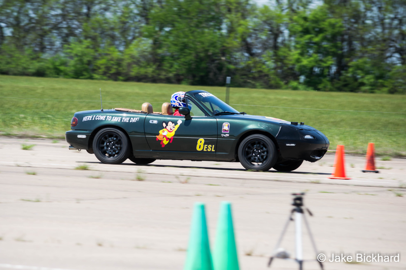 Illustration for article titled Huge Juicy Autocross Photodump